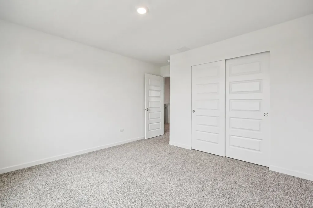 9957 Edgebrook Lane Huntley IL 60142