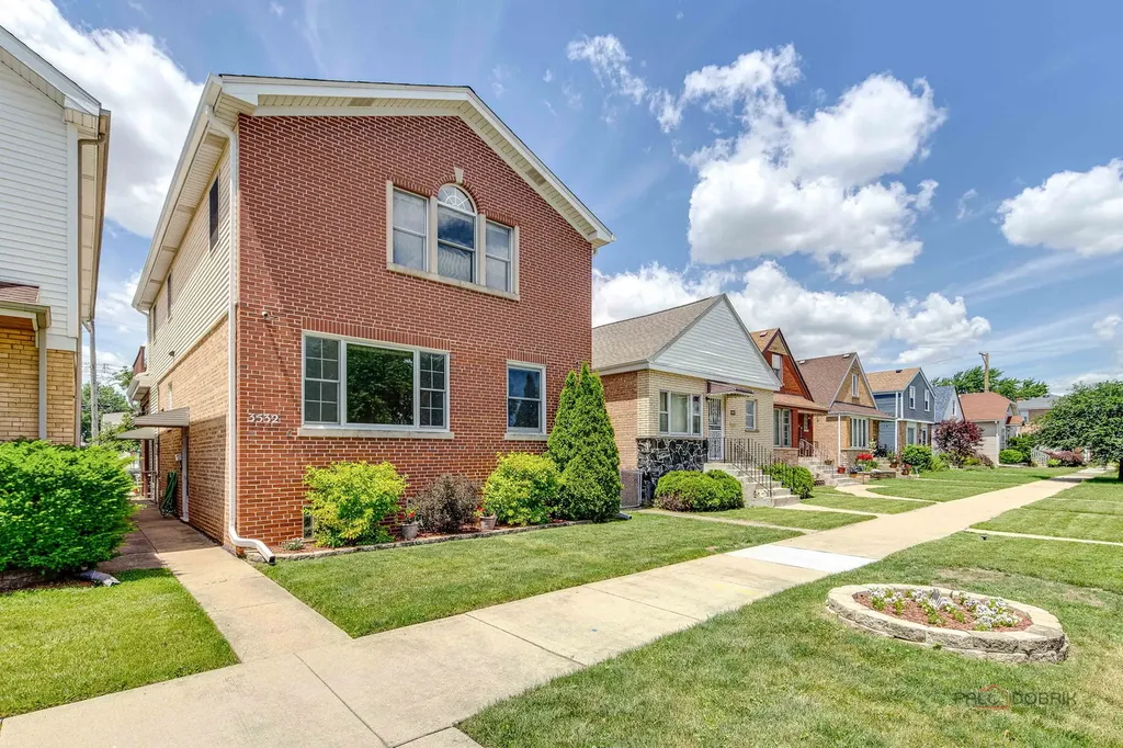 3532 North Ozark Avenue Chicago IL 60634