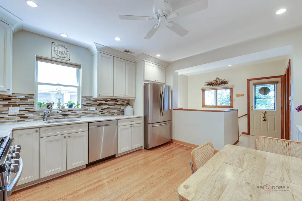 3532 North Ozark Avenue Chicago IL 60634
