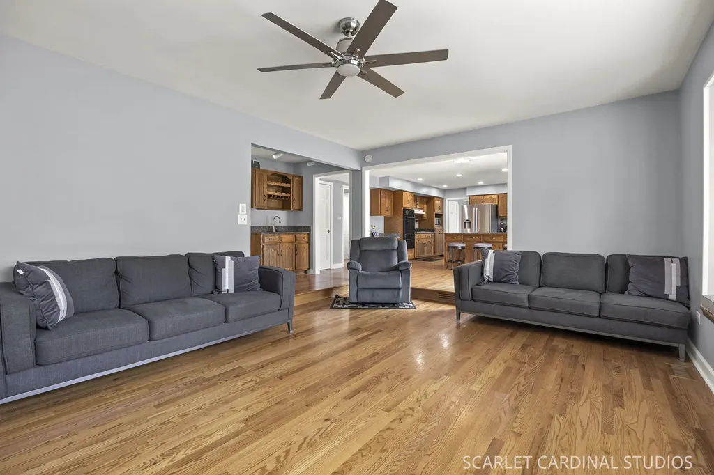6076 Angel Lane Lisle IL 60532