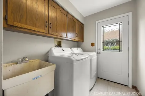 6076 Angel Lane Lisle IL 60532