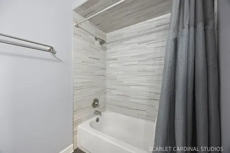 6076 Angel Lane Lisle IL 60532