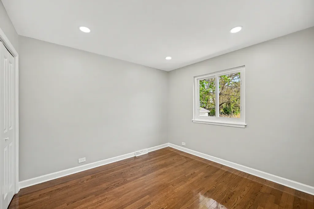 507 North Kenilworth Avenue Glen Ellyn IL 60137