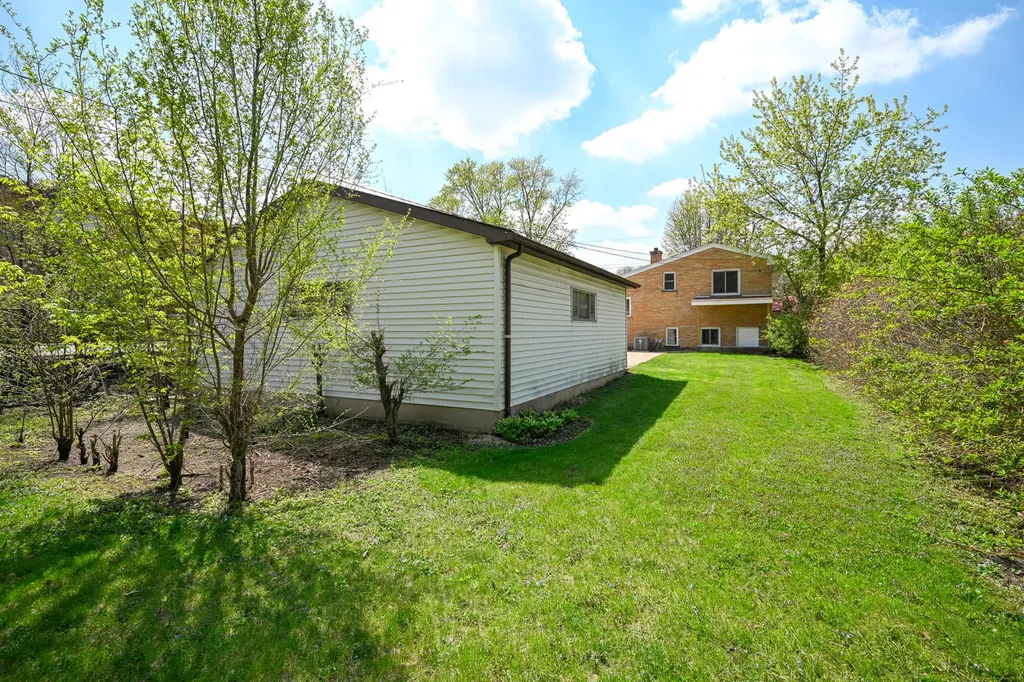 507 North Kenilworth Avenue Glen Ellyn IL 60137