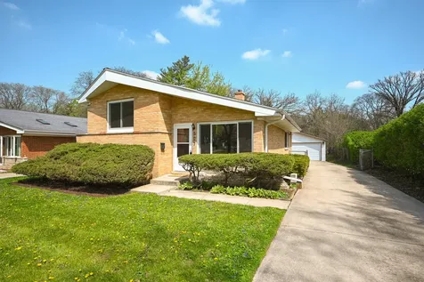 507 North Kenilworth Avenue Glen Ellyn IL 60137