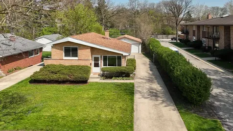 507 North Kenilworth Avenue Glen Ellyn IL 60137