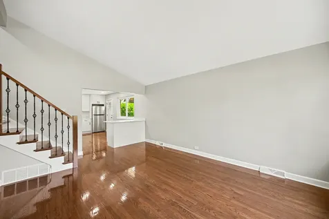 507 North Kenilworth Avenue Glen Ellyn IL 60137