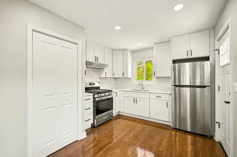 507 North Kenilworth Avenue Glen Ellyn IL 60137