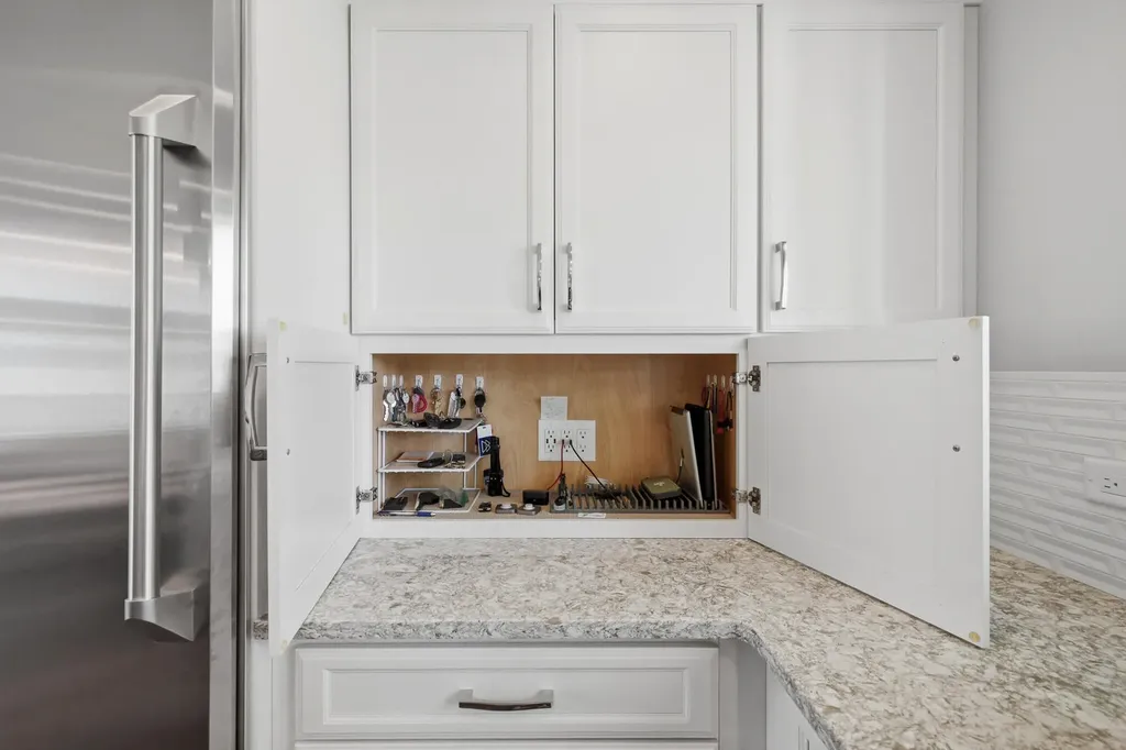 19W115 17TH Place Lombard IL 60148