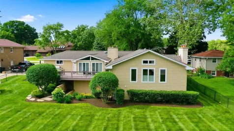 19W115 17TH Place Lombard IL 60148