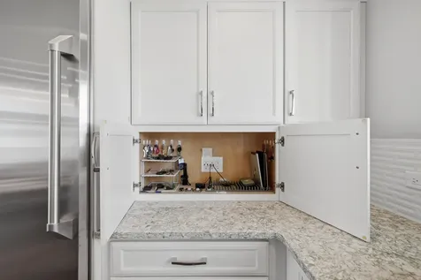 19W115 17TH Place Lombard IL 60148