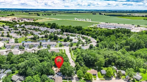 1628 East Dresser Road Dekalb IL 60115