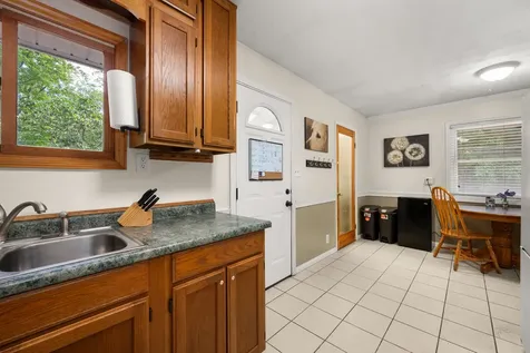 1628 East Dresser Road Dekalb IL 60115