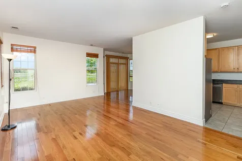 593 Springbrook Trail Oswego IL 60543