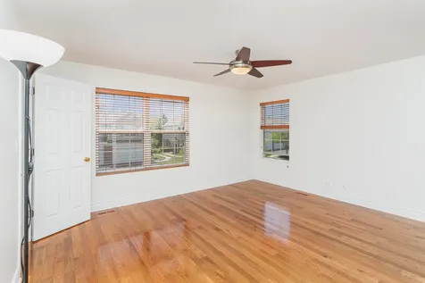 593 Springbrook Trail Oswego IL 60543