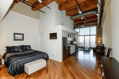 2614 North Clybourn Avenue Chicago IL 60614