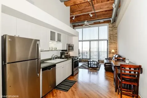 2614 North Clybourn Avenue Chicago IL 60614