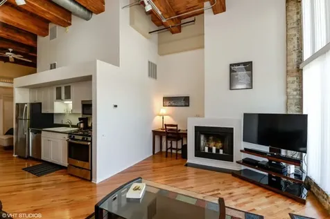 2614 North Clybourn Avenue Chicago IL 60614
