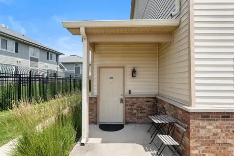 3752 Thornhill Circle Champaign IL 61822