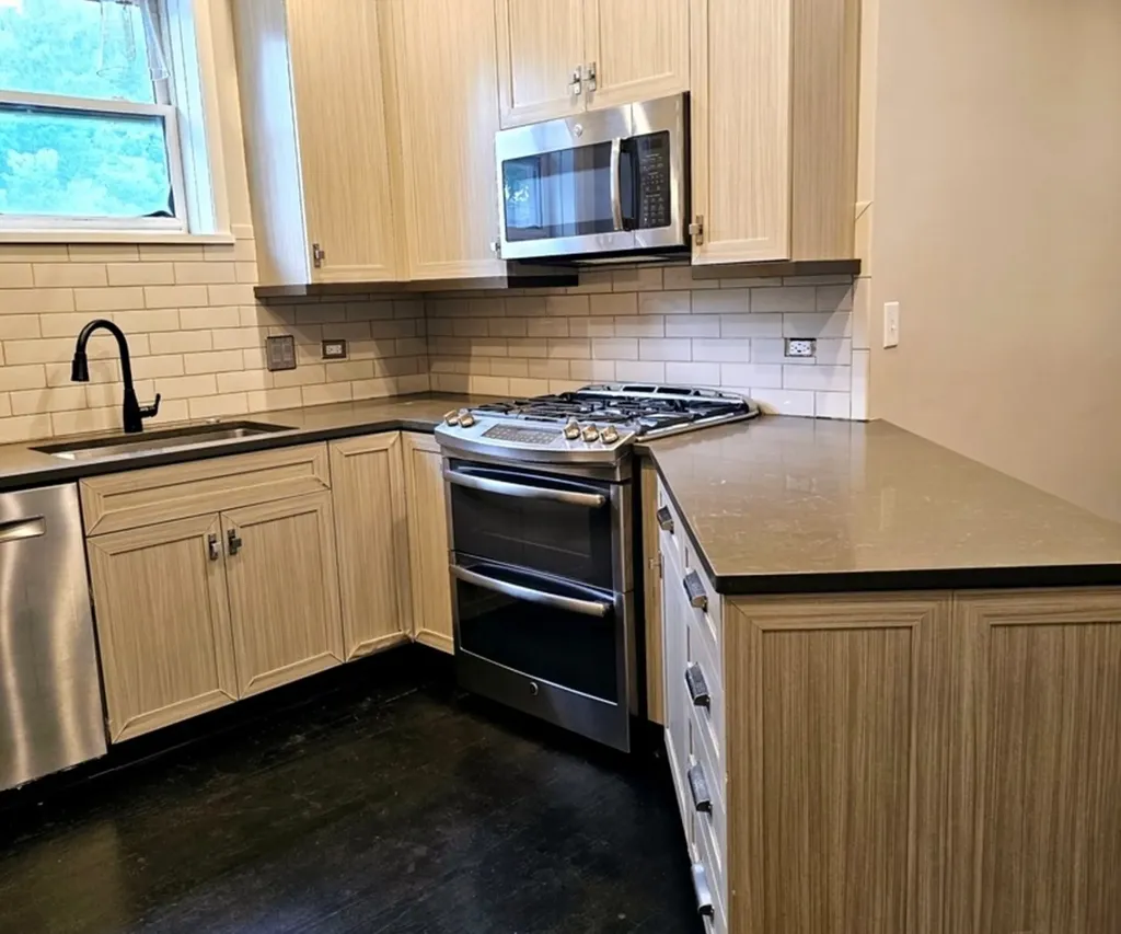 1359 West Fillmore Street W Chicago IL 60607