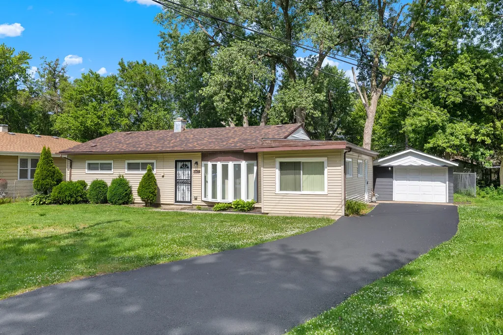 16421 Saint Louis Avenue Markham IL 60428