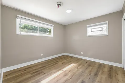 16421 Saint Louis Avenue Markham IL 60428