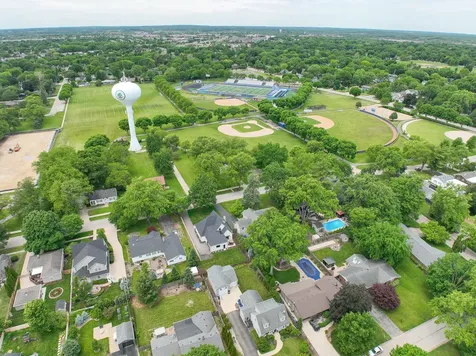 624 North Lincoln Avenue Geneva IL 60134