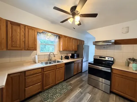402 South Rockford Avenue Rockford IL 61104