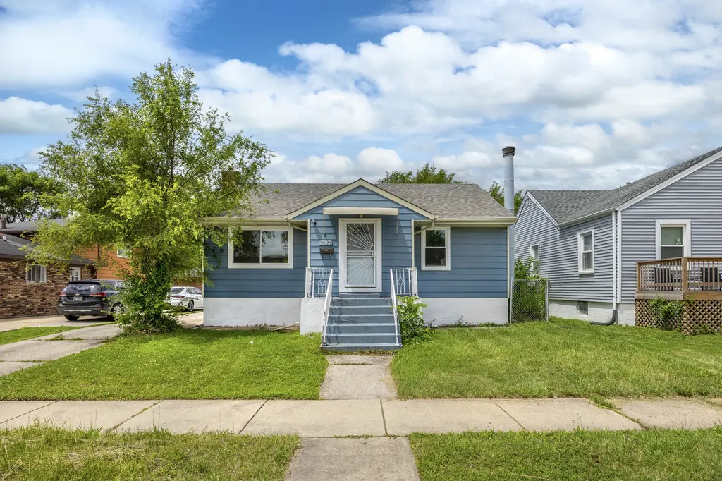 1304 Freeland Avenue Calumet City IL 60409