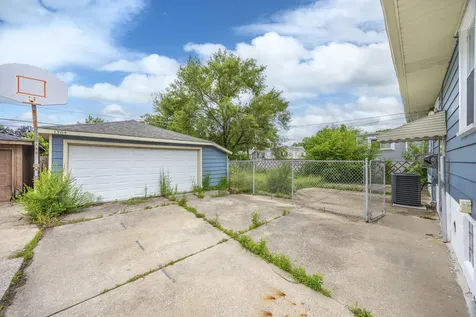 1304 Freeland Avenue Calumet City IL 60409