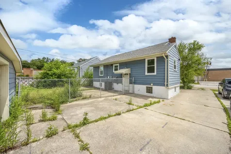 1304 Freeland Avenue Calumet City IL 60409
