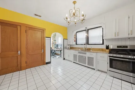 3032 Wisconsin Avenue Berwyn IL 60402