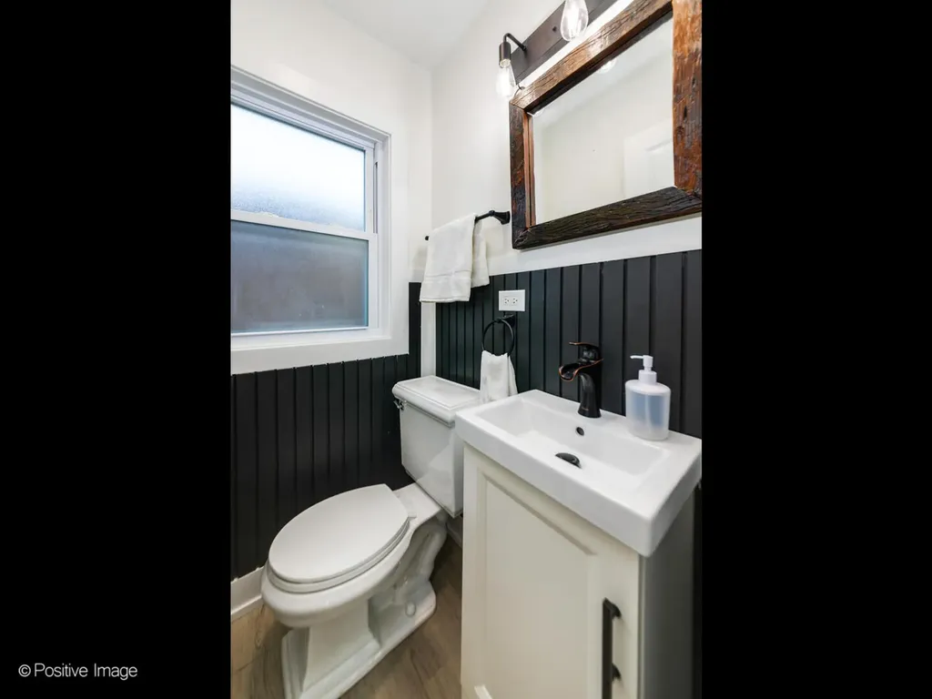 1701 North Sayre Avenue Chicago IL 60707