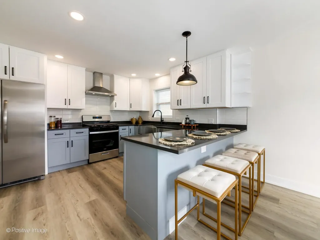 1701 North Sayre Avenue Chicago IL 60707