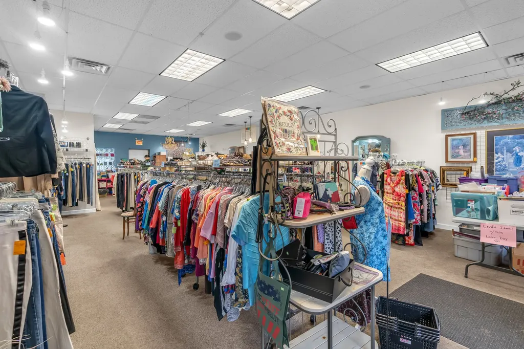 6001 North Nina Avenue Chicago IL 60631
