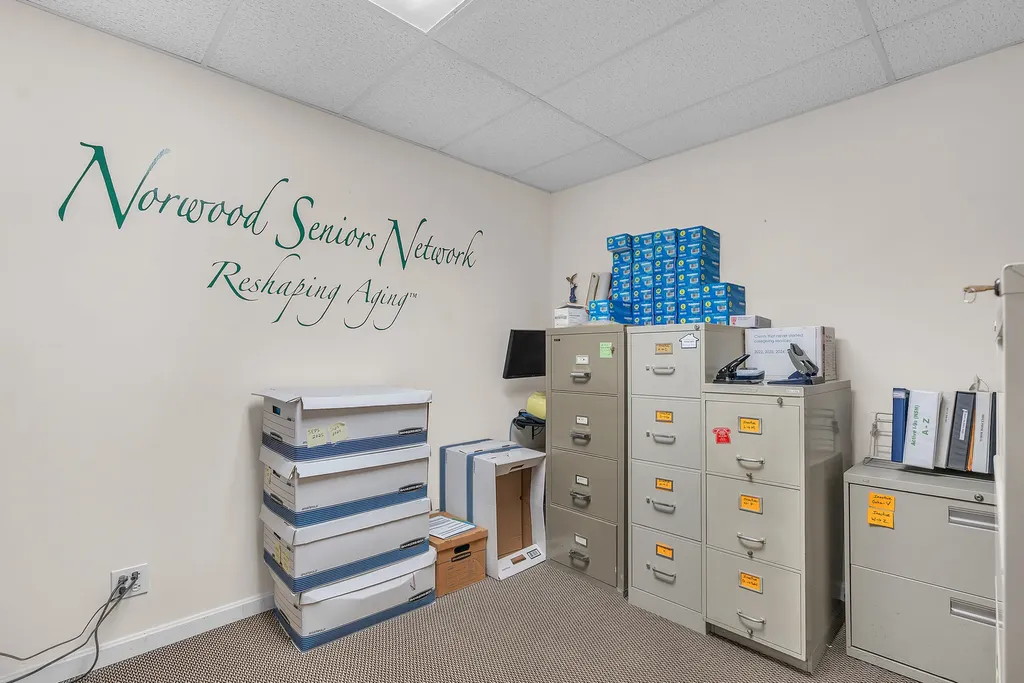 6001 North Nina Avenue Chicago IL 60631