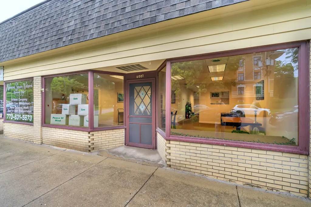6001 North Nina Avenue Chicago IL 60631