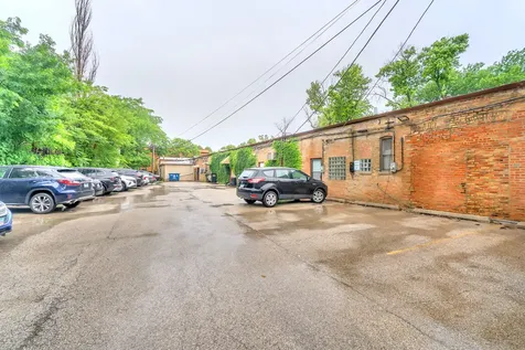 6001 North Nina Avenue Chicago IL 60631