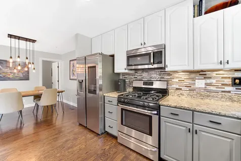 101 South Evergreen Avenue Arlington Heights IL 60005