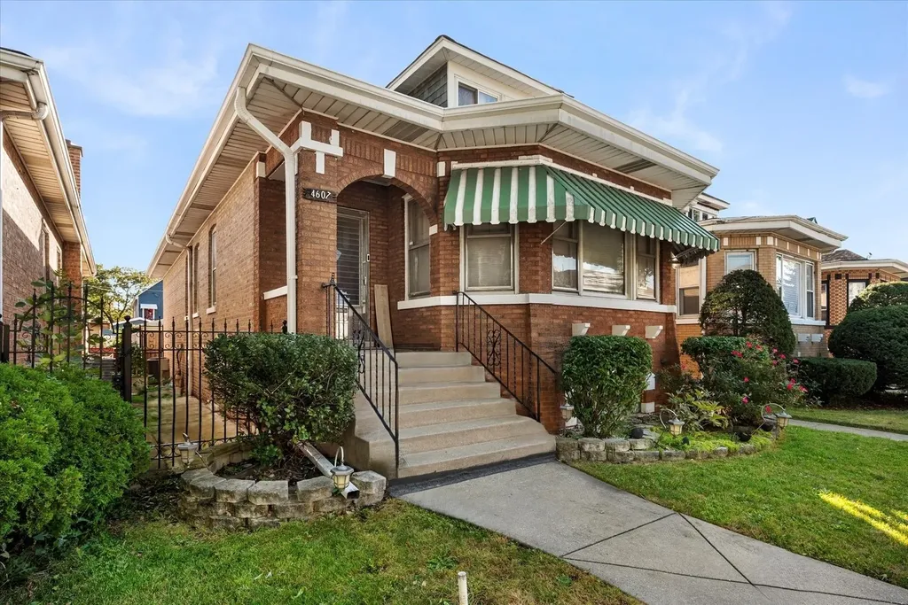 4607 South Karlov Avenue Chicago IL 60632