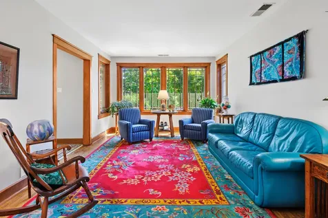 4922 North Tripp Avenue Chicago IL 60630