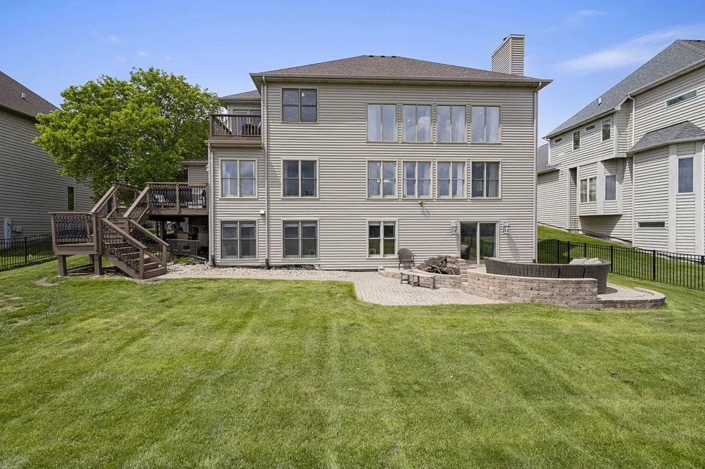 5815 Rosinweed Lane Naperville IL 60564