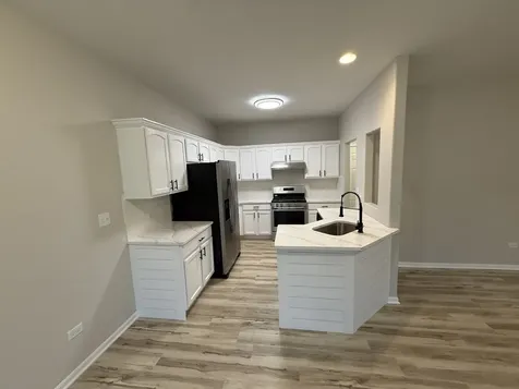 1756 Waters Edge Drive Minooka IL 60447