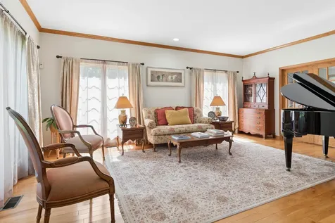 130 North Buckingham Drive Sugar Grove IL 60554