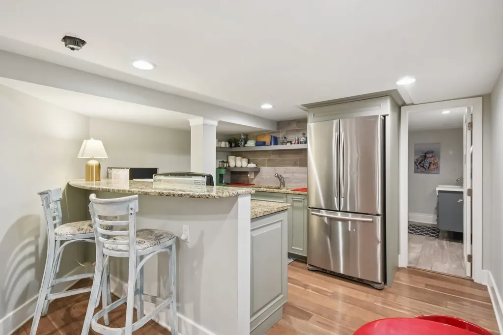 2928 North Rutherford Avenue Chicago IL 60634