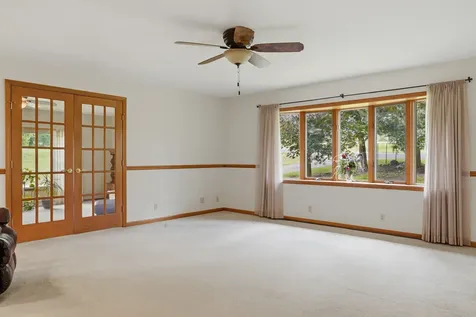 1952 Larod Drive Dixon IL 61021