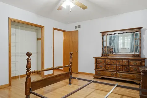 1952 Larod Drive Dixon IL 61021
