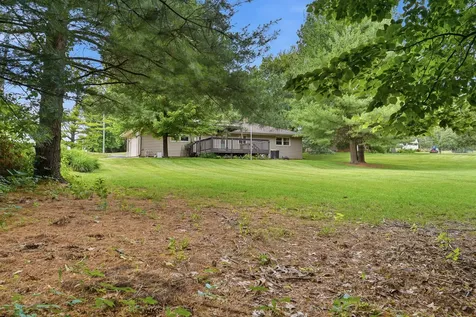 1952 Larod Drive Dixon IL 61021