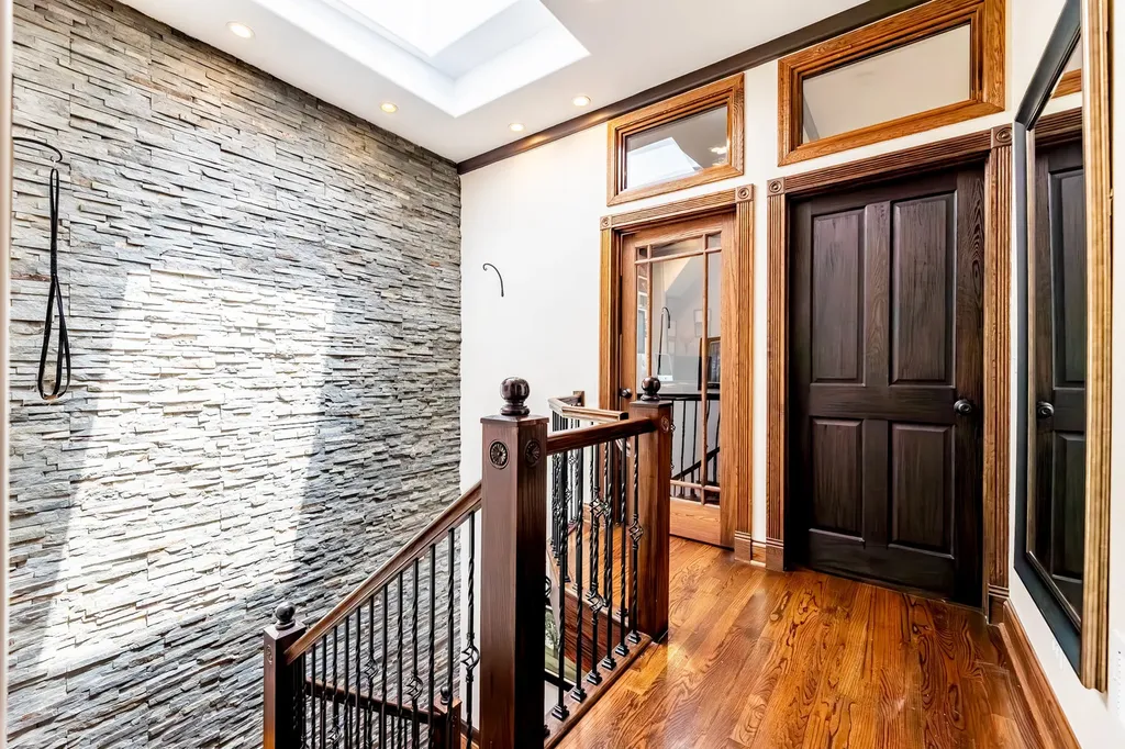4126 South Lake Park Avenue Chicago IL 60653