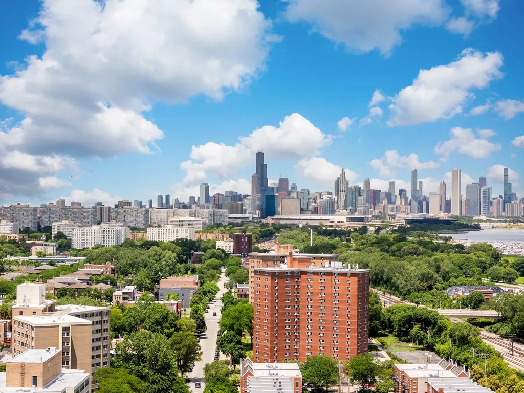 4126 South Lake Park Avenue Chicago IL 60653